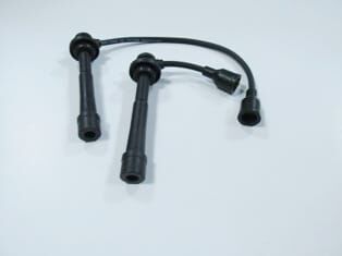 SUZUKI SWIFT- 05/11; BUJİ KABLOSU TAKIM (16V)(M13A)1.3/1.5/1.6 cc (YOW JUNG)