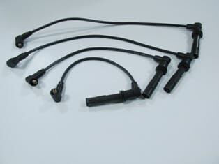 SEAT LEON- 99/05; BUJİ KABLOSU TAKIM (16V)(AHW-AUS)1.4/1.6 cc (YOW JUNG)