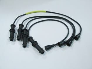 SUBARU LEGACY- 95/99; BUJİ KABLOSU TAKIM (EJ20E-EJ22 MPI)2.0/2.2 cc (YOW JUNG)
