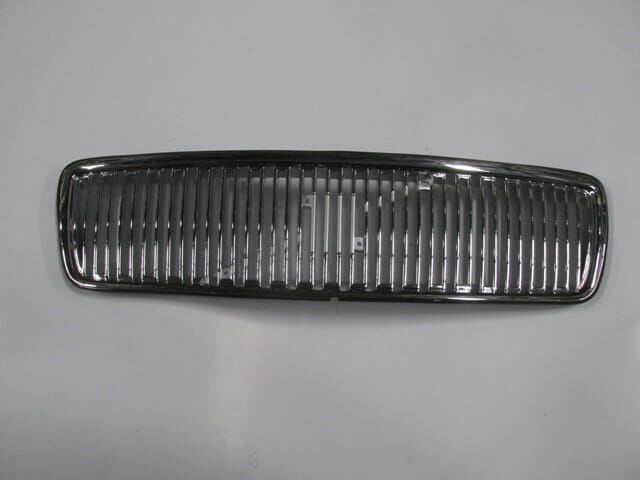 VOLVO S70- 97/00; ÖN PANJUR NİKELAJLI (TYG)