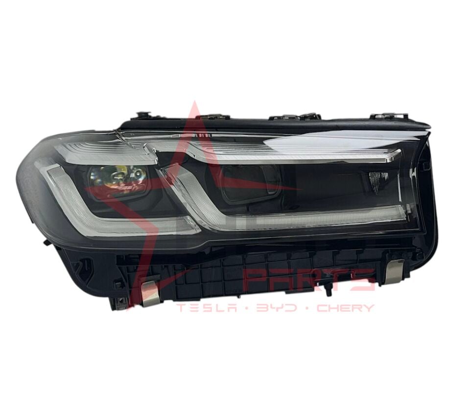 2020-2023 BMW 520 G30 Sağ Far 63119479262