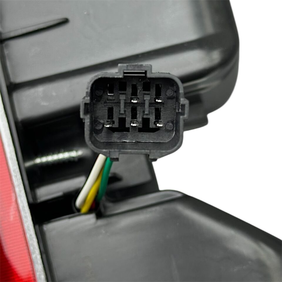 Hyundaı Stop H100 Kmyt 97-01 Sağ (Duysuz)