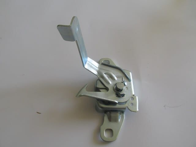 DACIA DOKKER- 13/21; KAPUT KİLİDİ