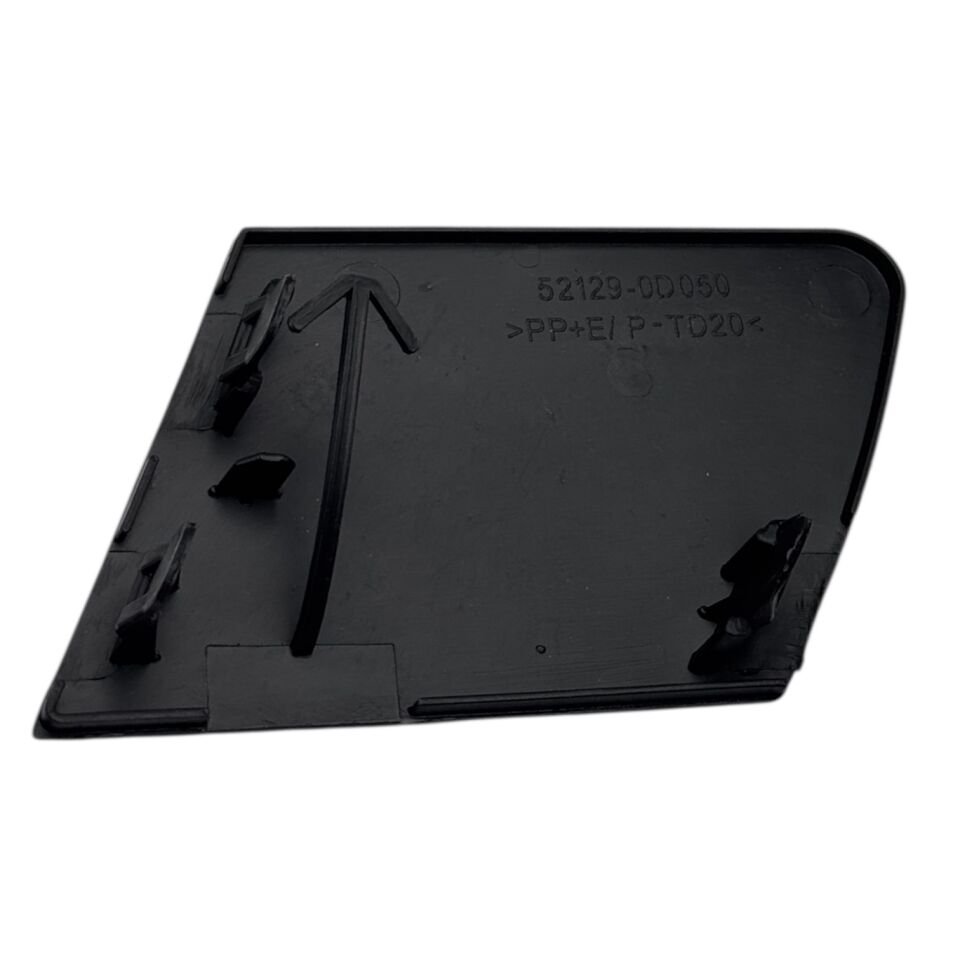 Toyota Çeki Kapağı Yaris 12-14 Ön (Alt)