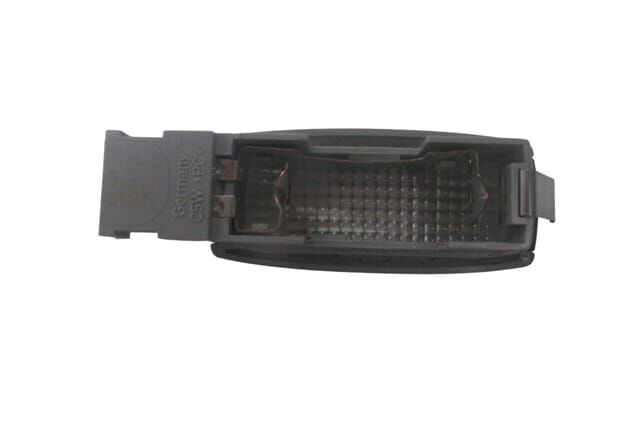 VOLKSWAGEN PASSAT- B5- 97/00; GÜNEŞLİK İÇ AYDINLATMA LAMBASI SAĞ/SOL AYNI (ADET)(TAVAN LAMBASI)