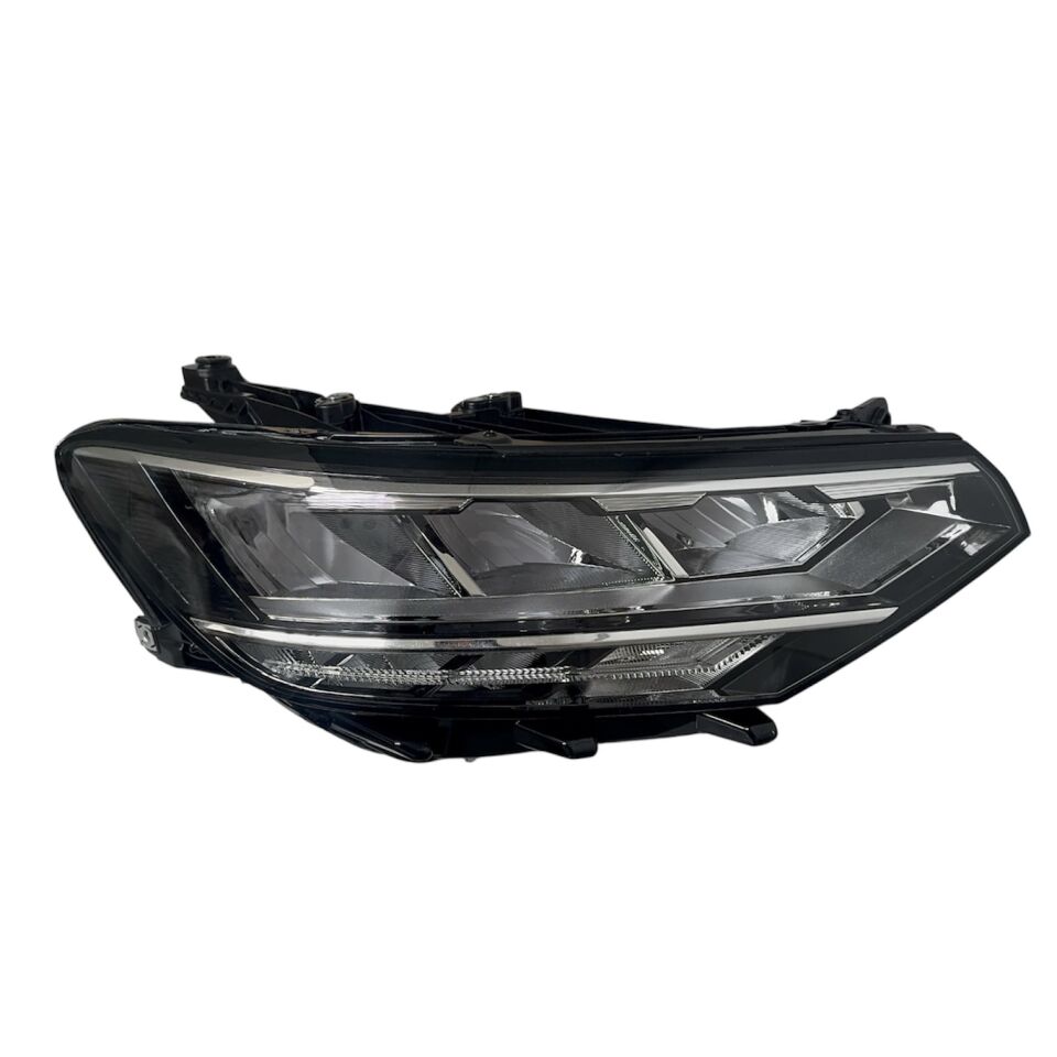 Volkswagen Far Passat B8,5 19-23 Sağ (Ledli)