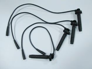 SUBARU LEGACY- 00/03; BUJİ KABLOSU TAKIM (WJ20)2.0/2.5 CC (YOW JUNG)