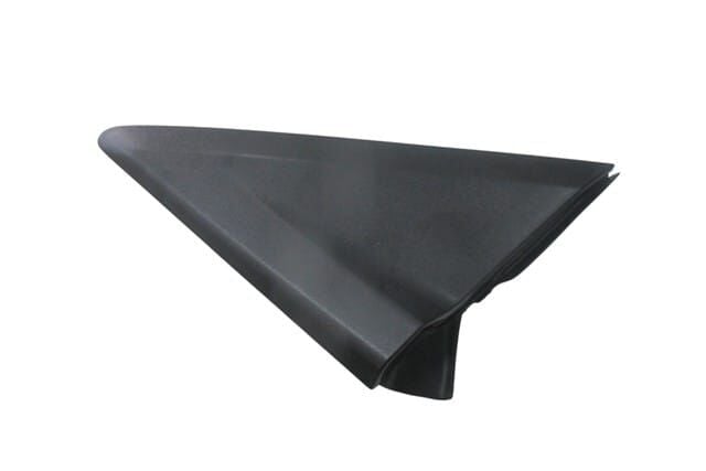 FORD TOURNEO COURIER- 14/18; KAPI AYNA MUSKASI SOL (ÇAMURLUK ÜST ÜÇGEN PLASTİĞİ) (KLİPSLİ)