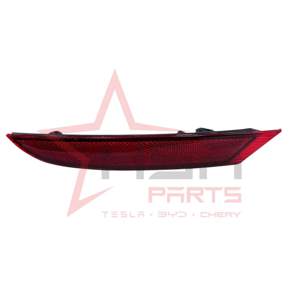 2023-2025 BYD Atto 3 Sağ Arka Tampon Reflektörü SC2E-4135200