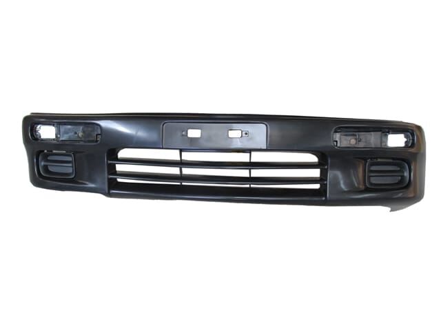 MAZDA 323- FAMILIA- 95/97; ÖN TAMPON SİYAH (TAMPON SİNYAL DELİKLİ/SİS KAPAKLI) 1.8CC TYG)