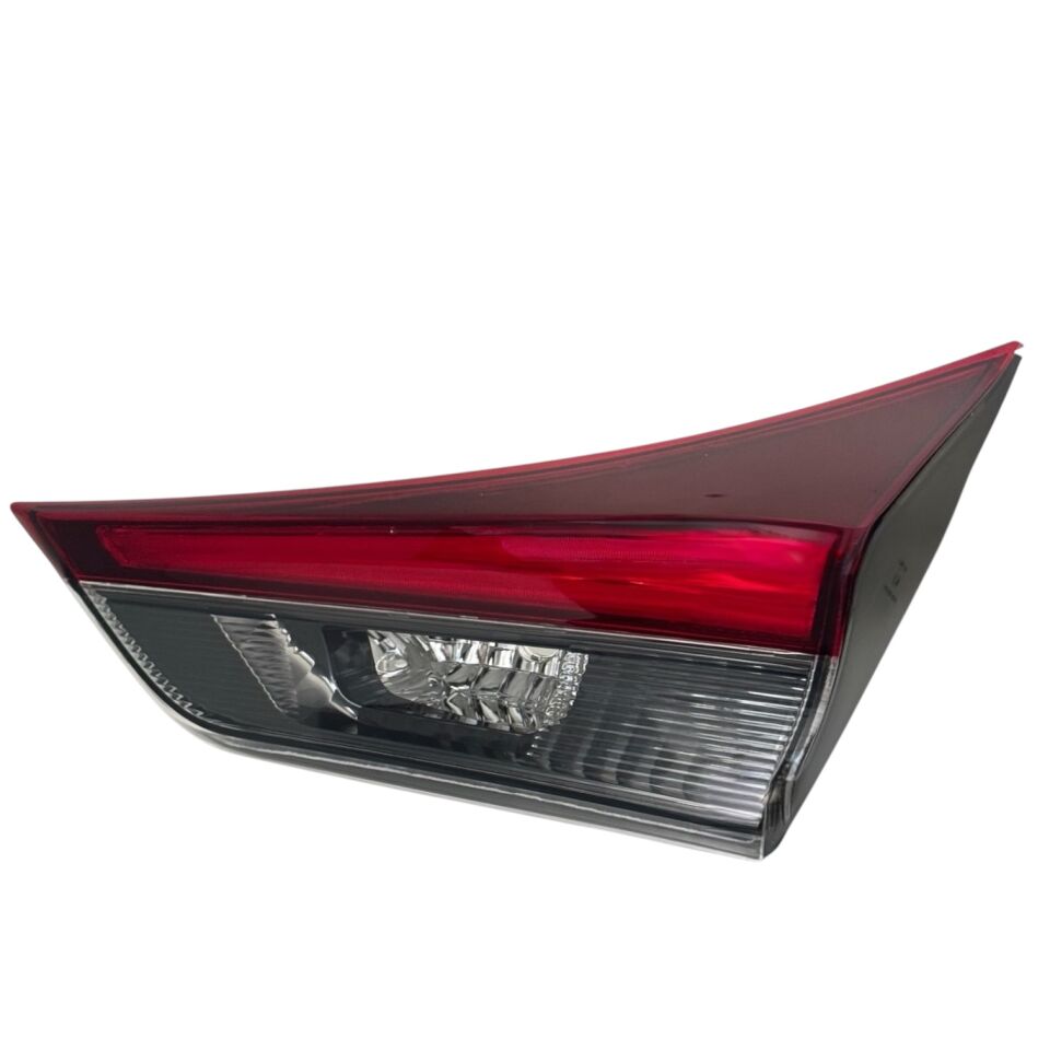 2015-2019 Toyota Auris Sağ İç Stop (İçi Siyah) 81581-02830