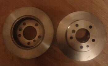 BMW 3 SERI- E36- SD/COUPE- 91/98; ARKA FREN DİSKİ (DÜZ)(ADET) 316İ-)325İ (280X10X75X60,5X5-1)BRAMAX)