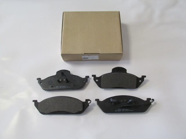 MERCEDES ML CLASS- W163- 98/05; ÖN FREN BALATASI (KABLOSUZ)(188X77X16,6/18 8X59X15.6)(BRAMAX)