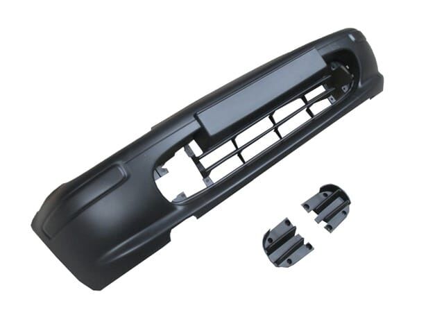 NISSAN MICRA- K11- 98/00; ÖN TAMPON SİYAH(SİS DELİĞİ İÇ KISIMDA)(BANDI KÖŞESİNDE)KENDİNDEN BANTLI(TW