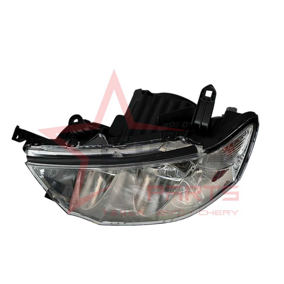 2010-2014 Mitsubishi L200 Sol Far (Mercekli Motorlu) 8301B355
