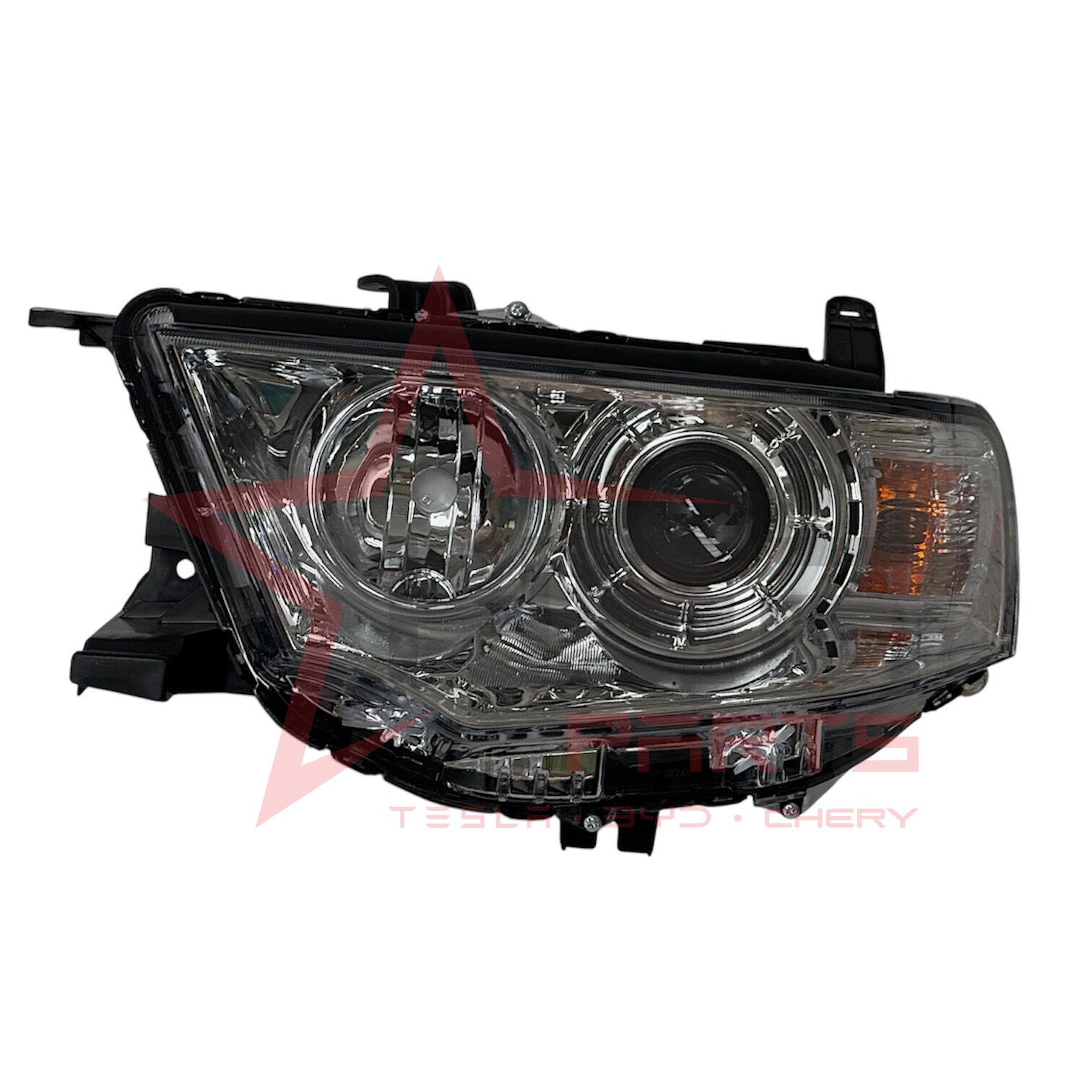 2010-2014 Mitsubishi L200 Sol Far (Mercekli Motorlu) 8301B355