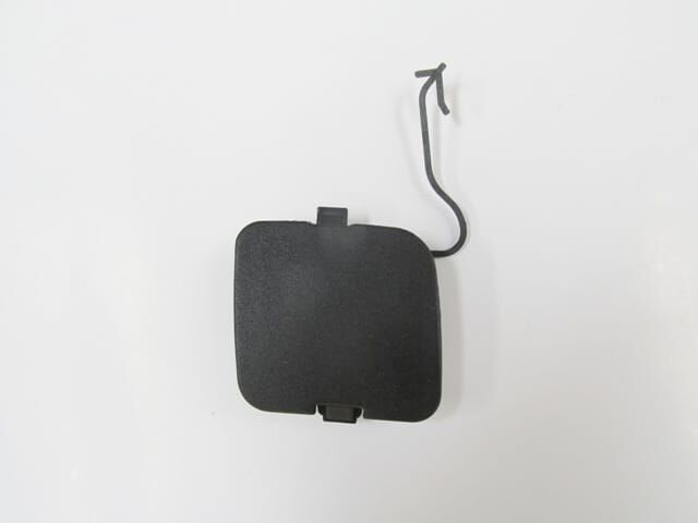 FIAT PANDA- 04/12; ÖN TAMPON ÇEKİ DEMİRİ KAPAĞI (LM)