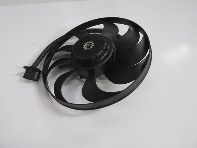 VOLKSWAGEN BORA- 99/05; KLİMA FANI MOTORLU (9 KANAT) (ORİS)