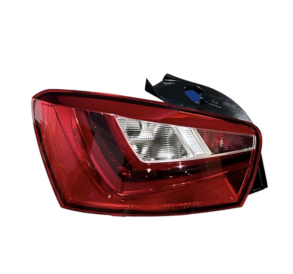 Seat Stop İbiza 12-17 Dış Sol (Ledli)
