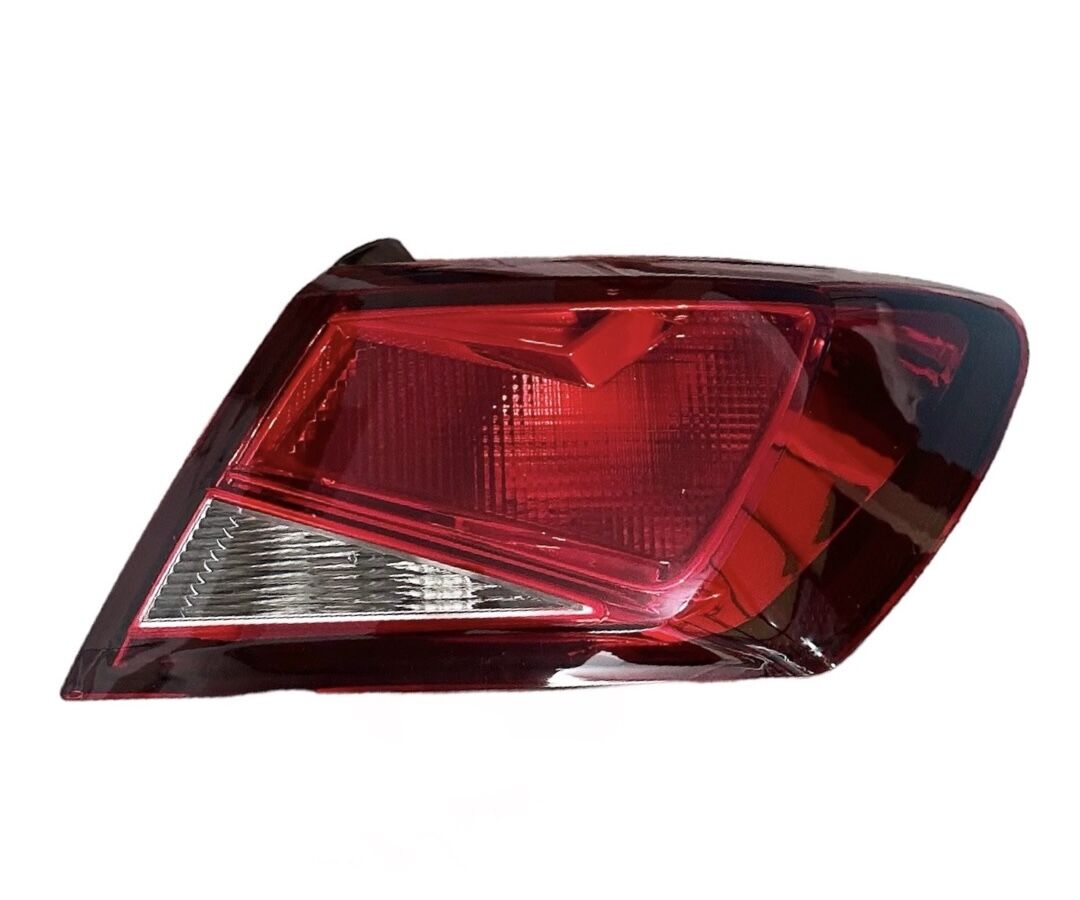 Seat Stop Leon 13-16 Dış Sağ (Ledsiz)
