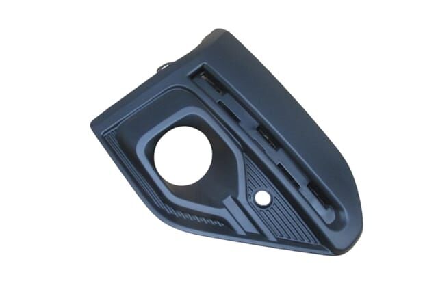 DACIA SANDERO STEPWAY- 21/25; SİS LAMBA KAPAĞI SAĞ SİYAH SİS DELİKLİ/SENSÖR DELİKLİ (TYG)