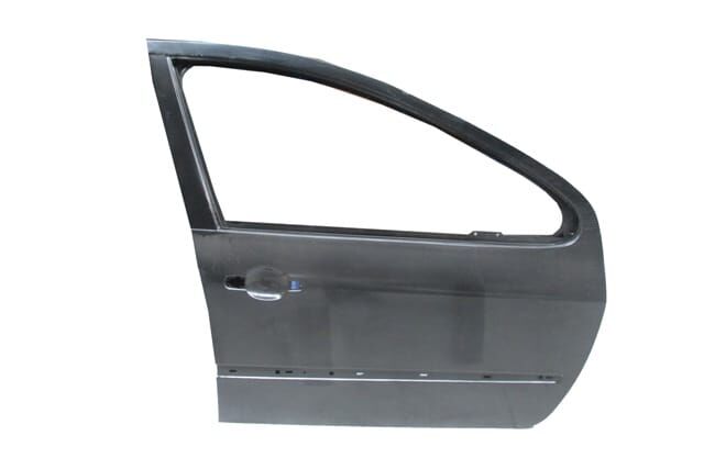 PEUGEOT 307- 06/08; ÖN KAPI KOMPLE SAĞ SİYAH BOYALI (İCELİ/ÇEKOMASTİKLİ)(TW)