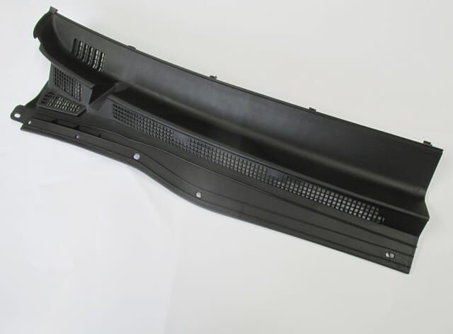 TOYOTA HILUX- PICK UP VIGO- 05/11; ÖN CAM IZGARASI SAĞ (SİLGİ PANELİ) (BFN)