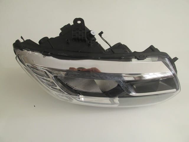 DACIA LOGAN- MCV- 17/20; FAR LAMBASI SAĞ MANUEL LEDLİ (AYFAR) (E MARKLI)