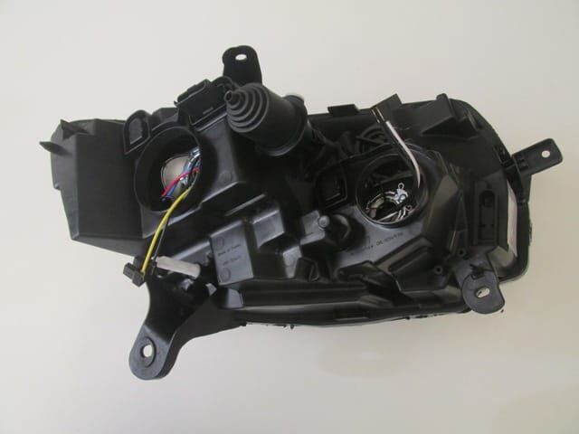 DACIA SANDERO- 17/20; FAR LAMBASI SOL MANUEL LEDLİ (TW-Y) (E MARKLI)