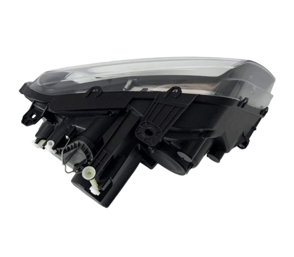 Volkswagen Far Amarok 12-17 Sol (5 Fiş)