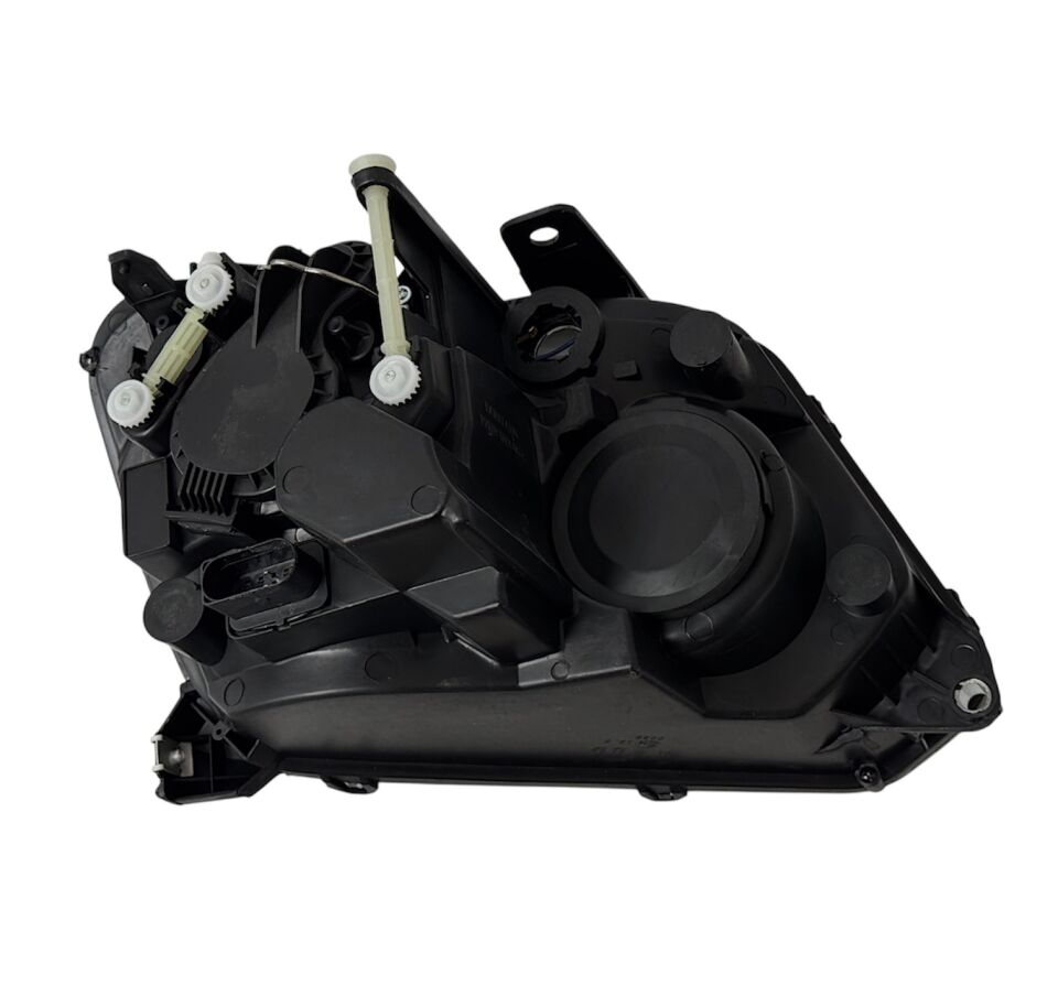 Volkswagen Far Amarok 12-17 Sol (5 Fiş)