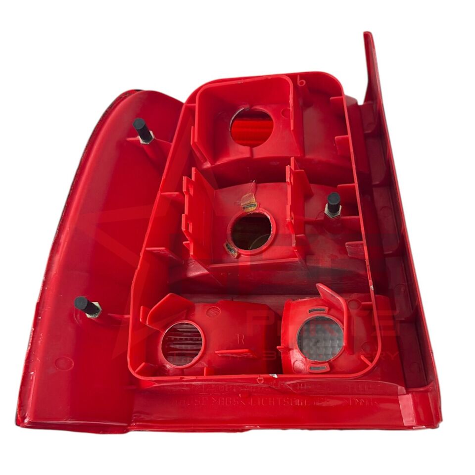 1996-2000 Volkswagen Passat Sağ Stop 3B5945096