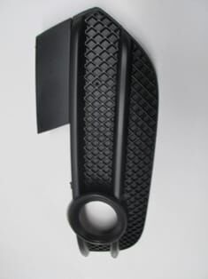 AUDI Q3- 12/14; SİS LAMBA KAPAĞI SAĞ (SİS DELİKLİ) (TW)