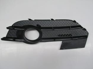 AUDI Q3- 12/14; SİS LAMBA KAPAĞI SAĞ (SİS DELİKLİ) (TW)