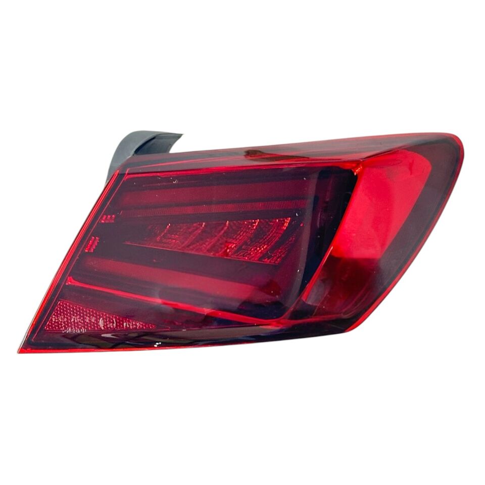 Seat Stop Leon 17-20 Dış Sağ (Ledli)