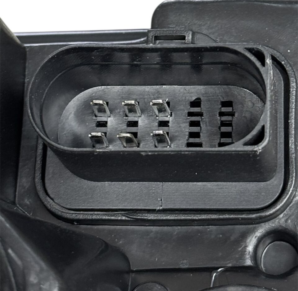 Volkswagen Far Golf 5 05-11/Jetta 05-11 Sağ (İçi Siyah)