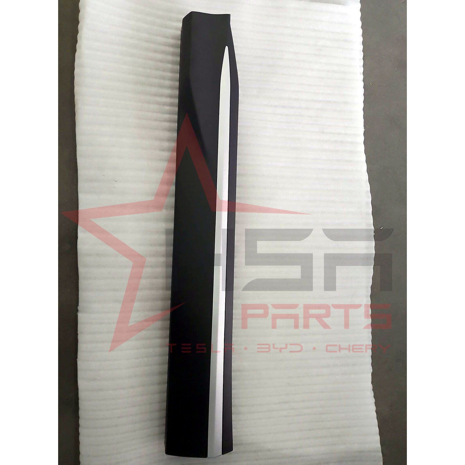 BYD Seal U DM-i Sol Ön Kapı Marşpiyel Kaplaması Komple Orijinal SA3HK-5402830