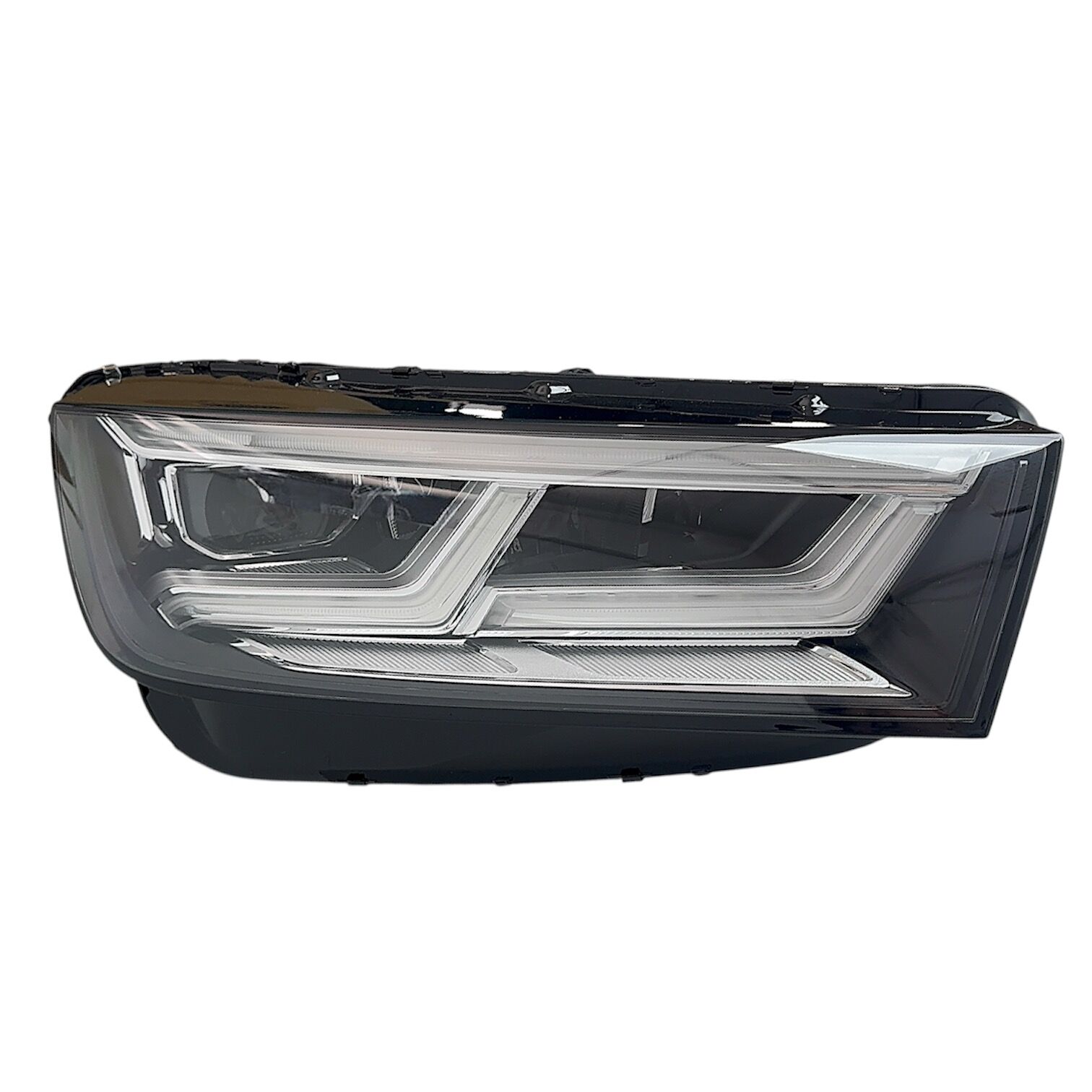 Audı Far Q5 18-20 Sağ (Beyinler Üstünde)