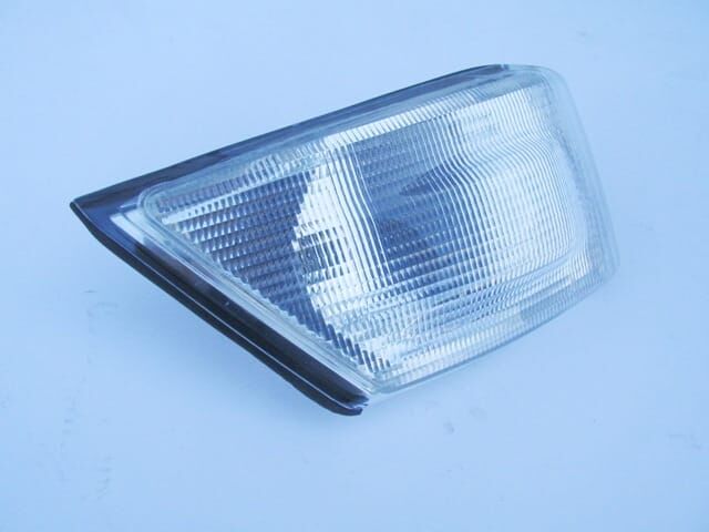 IVECO DAILY- 99/07; ÖN SİNYAL SAĞ BEYAZ DUYLU (MARS) (E MARKLI)