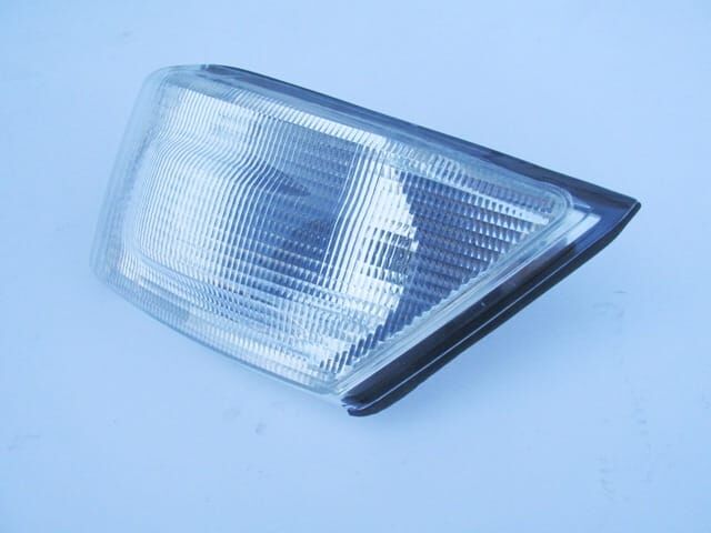 IVECO DAILY- 99/07; ÖN SİNYAL SOL BEYAZ DUYLU (MARS) (E MARKLI)