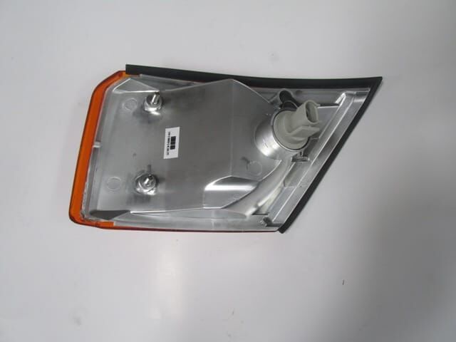 IVECO DAILY- 99/07; ÖN SİNYAL SAĞ SARI (MARS) (E MARKLI)