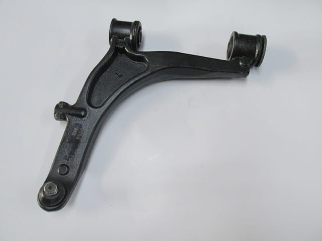 RENAULT MASTER- 2- 04/10; ÖN ALT TABLA SOL ROTİLLİ/BURÇLU (SALINCAK) (22mm) (SH)