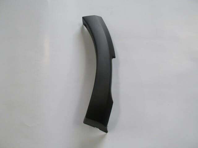 DACIA SANDERO- 13/16; ÖN TAMPON DODİK PLASTİĞİ SAĞ KISA SİYAH