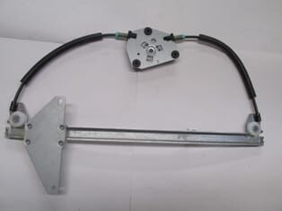 CITROEN C4- 04/11; ÖN CAM KRİKOSU SOL ELEKTRİKLİ/MOTORSUZ (5KAPI) (TW)