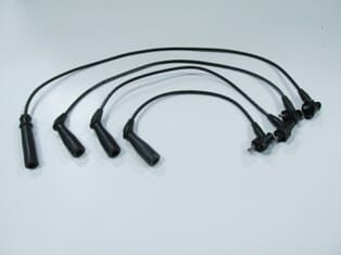 TOYOTA COROLLA- AE101- 97/98; BUJİ KABLOSU TAKIM (12V)EE110(2E)1.3 cc (YOW JUNG)
