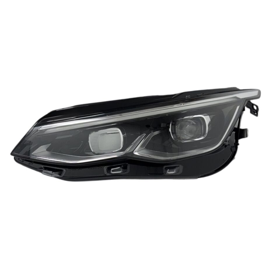 Volkswagen Far Golf 8 21-23 Sol (Xenon/Ledsiz/Beyin)