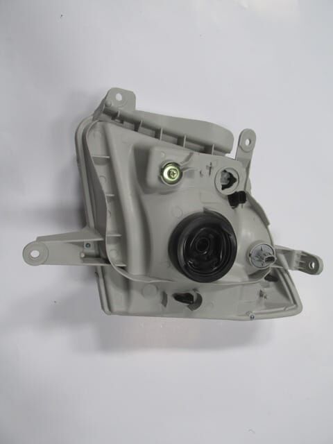 ISUZU D MAX- PICK UP- 07/12; FAR LAMBASI SAĞ ELEKTRİKLİ/MOTORSUZ/MERCEKSİZ (CASP) (E MARKLI)