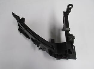 AUDI Q5- 10/12; FAR ALT BAĞLANTI BRAKETİ KÖŞE SOL PLASTİK (TW)
