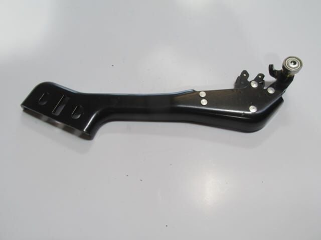 FORD TRANSIT- V363- 19/25; SÜRGÜLÜ KAPI ALT RAY BAĞLANTISI SAĞ