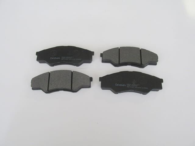 TOYOTA HILUX- PICK UP VIGO- 05/07; ÖN FREN BALATASI 4X4 (07/10 4X2 UYUMLU)(140X51.9X15,50)DA